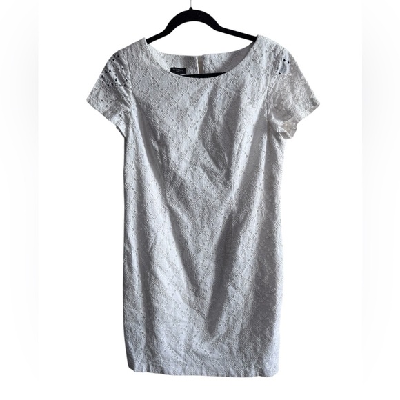 Talbots Dresses & Skirts - Talbots Petites White Lace Short Sleeve Sheath Dress 10P